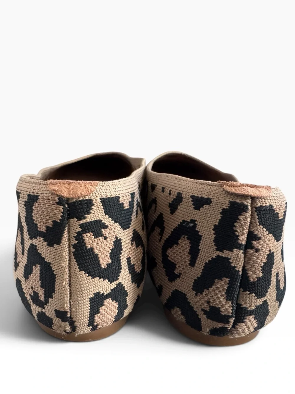 Vivaia Margot 2.0 square toe animal print flats size 40.5EU